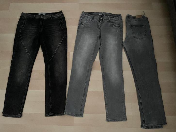 Cecil jeans maat 33 lengte 32 ( 7 stuks ), Kleding | Dames, Spijkerbroeken en Jeans, Gedragen, W33 - W36 (confectie 42/44), Overige kleuren