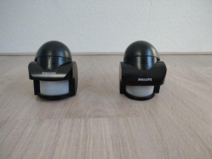 Philips bewegingssensor voor buiten, Tuin en Terras, Buitenverlichting, Zo goed als nieuw, Kunststof, 250 watt of meer, Netvoeding