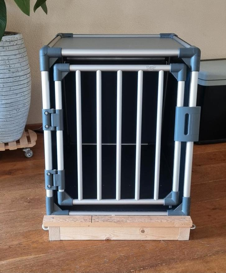 Trixie autobench m/l, Dieren en Toebehoren, Hondenbenches, Ophalen