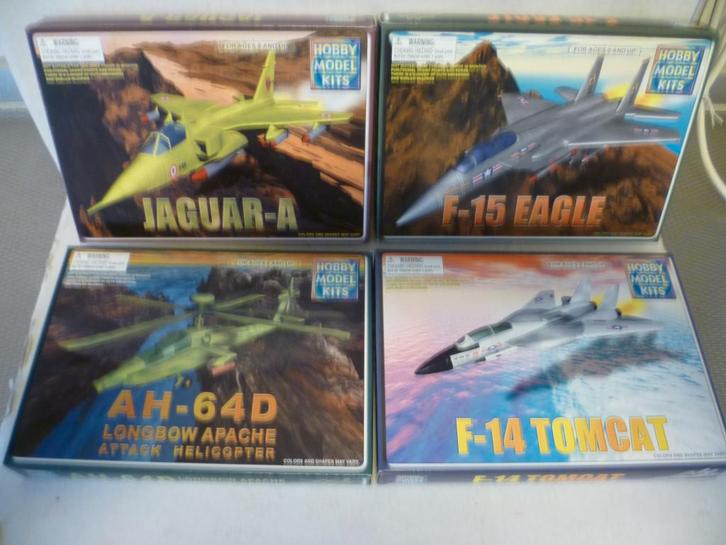 Hobby Model Kit F15 Eagle  AH 64D  F 14 Tomcat Jaguar  1:72, Hobby en Vrije tijd, Modelbouw | Vliegtuigen en Helikopters, Nieuw