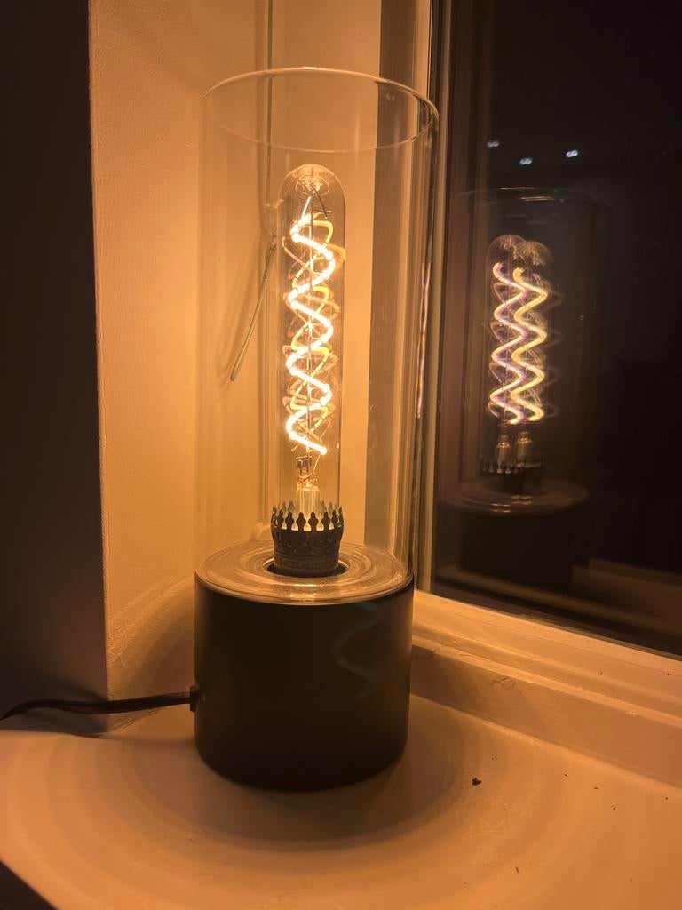 Moderne tafellamp met glazen cilinder, Ophalen of Verzenden, Zo goed als nieuw, Glas, Minder dan 100 cm