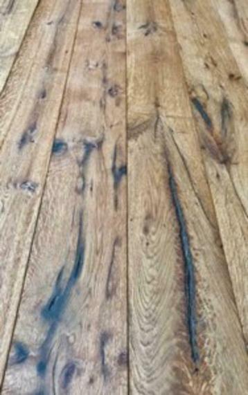 EIKEN MULTI VLOER ANTIEK VEROUDERD KANT & KLAAR GEOLIED. beschikbaar voor biedingen