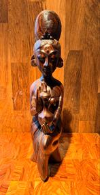 Indonesisch Houtsnijwerk Vrouw met Kan, Ophalen of Verzenden