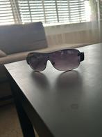 Prada Zonnebril met Hoesje, Zonnebril, Prada, Zwart, Ophalen of Verzenden