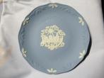 Wedgwood Bord Engels 1995 ondergrond blauw onbesch., Ophalen of Verzenden
