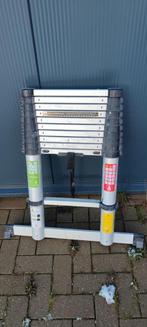 Inschuifbare ladder/telescopische ladder, Doe-het-zelf en Verbouw, Ladders en Trappen, Ophalen of Verzenden, Zo goed als nieuw