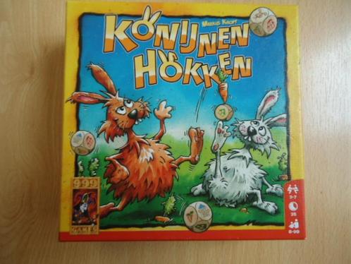 Konijnen hokken, dobbelspel. compleet en zgan, Hobby en Vrije tijd, Gezelschapsspellen | Overige, Zo goed als nieuw, Een of twee spelers