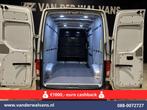 Volkswagen Crafter 2.0 TDI 141pk L3H3 L2H2 Euro6 Airco | Nav, Auto's, Bestelauto's, Voorwielaandrijving, Stof, Gebruikt, 4 cilinders