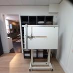 Tekentafel wit in zeer goede staat gratis af te halen., Huis en Inrichting, Ophalen