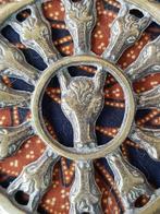 Zeldzaam antiek Engels kleppermannetje met paarden 9,3 cm., Antiek en Kunst, Ophalen of Verzenden, Koper