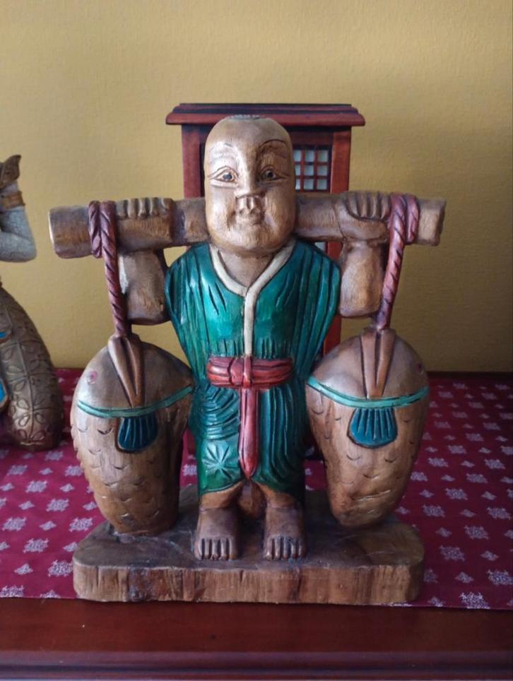 Houten beeldje: Aziatische Vissersjongen, Antiek en Kunst, Kunst | Beelden en Houtsnijwerken, Ophalen of Verzenden