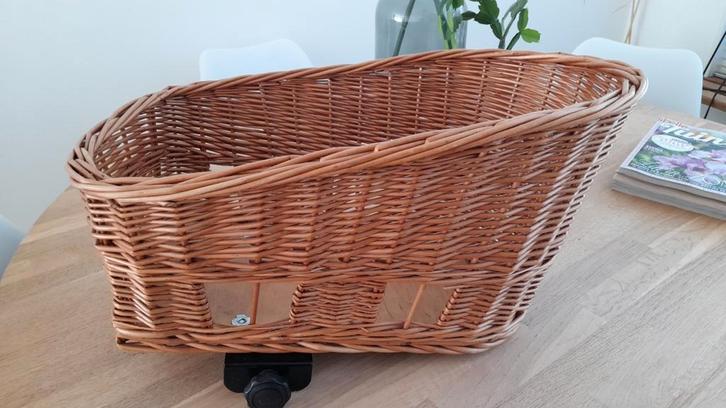 Honden fietsmand Basil Pasja maat S, Fietsen en Brommers, Fietsaccessoires | Fietsmanden, Gebruikt, Ophalen of Verzenden