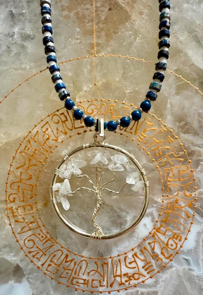 OVERGEDRAGEN Levensboom met Bergkristal en Lapis Lazulli, Sieraden, Tassen en Uiterlijk, Edelstenen, Nieuw, Ophalen of Verzenden