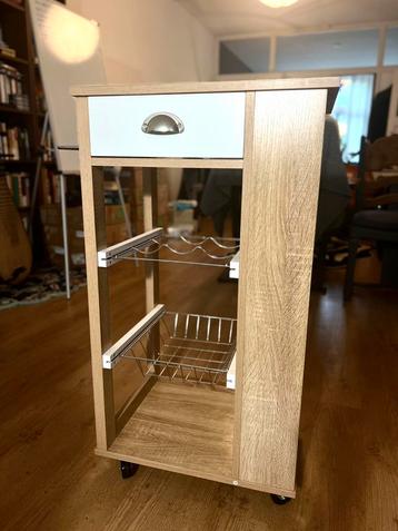 Keukentrolley-Hout/Wit beschikbaar voor biedingen