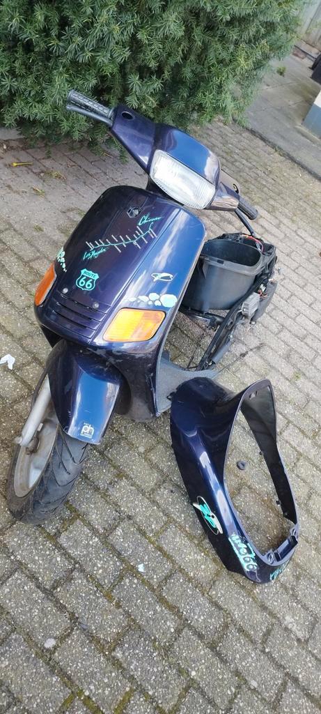 Piaggio zip type 1 2 3 fr fastrider Puch sp 98 frame snor, Fietsen en Brommers, Scooters | Piaggio, Zo goed als nieuw, Zip, Ophalen of Verzenden