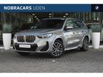BMW X1 sDrive18i High Executive M Sport Automaat / Panoramad, Gebruikt, Zwart, Met garantie (alle), Origineel Nederlands