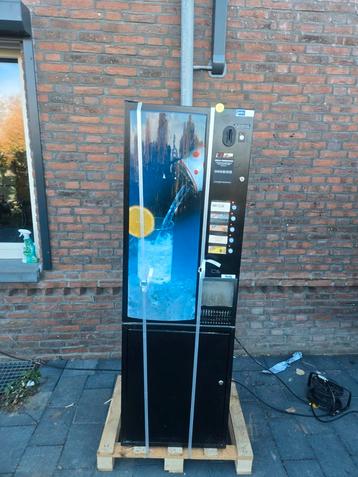 Frisdrankautomaten - 3 stuks , snoepautomaat en snacks beschikbaar voor biedingen