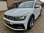 Volkswagen Tiguan 2.0 TSI / 4M / 3x R-Line / Pano / Virtual, Auto's, Volkswagen, Automaat, Zwart, 4 cilinders, 1984 cc