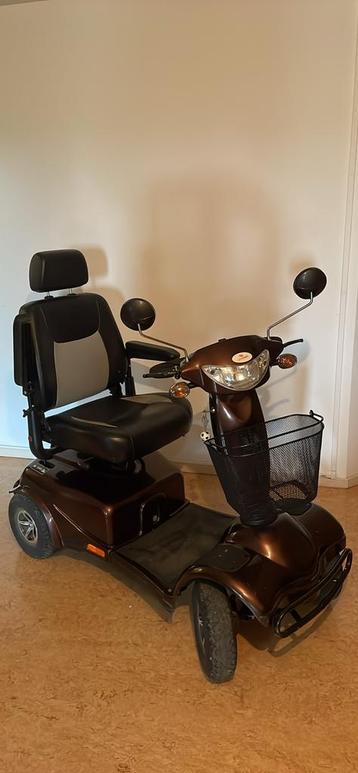 Mooie scootmobiel met vrij nieuwe accu’s 