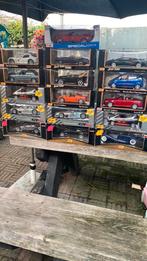 15 Mooie modellen 1/18, Hobby en Vrije tijd, Modelauto's | 1:18, Ophalen of Verzenden, Zo goed als nieuw, Maisto
