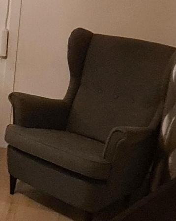 Leuke en degelijke Fauteuil in Goede staat kleur Grijs  beschikbaar voor biedingen