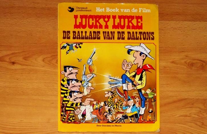 Lucky Luke het boek van de film de ballade van de Daltons, Boeken, Stripboeken, Gelezen, Eén stripboek, Ophalen of Verzenden