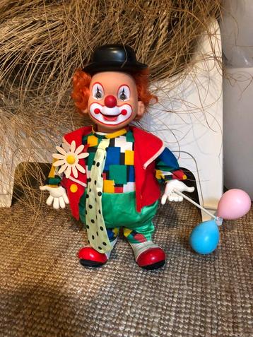 Vintage Clown beschikbaar voor biedingen