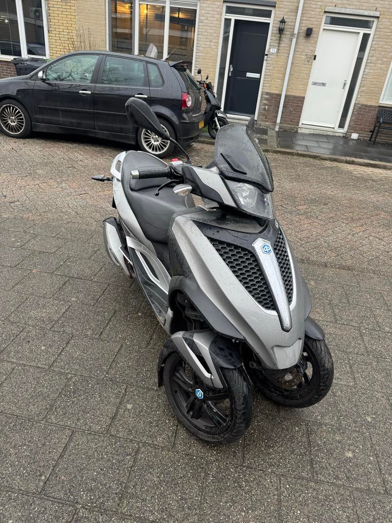 Piaggio Yourban 300cc LT - Betrouwbare scooter!, Ophalen, Gebruikt, Benzine, Piaggio