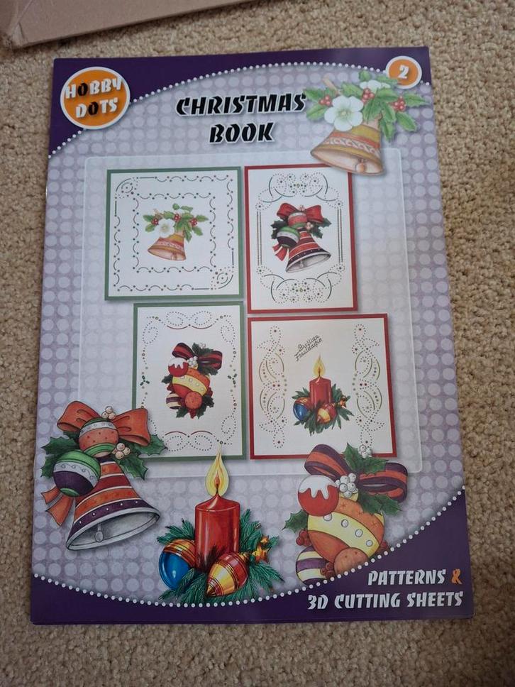 Hobby Dots Christmas Book - Kaarten Maken & Borduren, Hobby en Vrije tijd, Kaarten | Zelf maken, Nieuw, Kerst, Ophalen of Verzenden