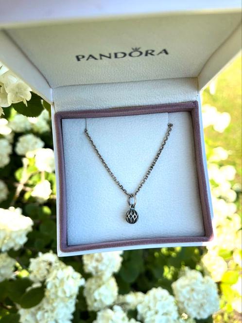 Pandora Zilveren Opengewerkte Bloemen Hanger en Ketting, Sieraden, Tassen en Uiterlijk, Kettingen, Nieuw, Zilver, Zilver, Verstelbaar