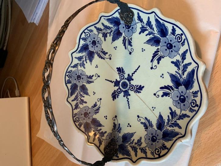 Delftsblauwe gelijmde schotel + zilveren handvat, Antiek en Kunst, Antiek | Koper en Brons, Ophalen