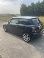 Mini Cooper 1.6 16V Cooper 2009 Astro Black Metallic, Auto's, Mini, Voorwielaandrijving, 4 cilinders, 4 stoelen, Leder en Stof