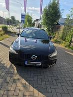 Volvo S60 B4 R design Pano Full Option Auto Pilot!, Auto's, Volvo, 1800 kg, Euro 6, 4 cilinders, Zwart