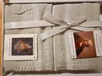 2 theedoeken met zelfportretten, Huis en Inrichting, Keuken | Textiel, Ophalen of Verzenden, Nieuw, Theedoek of Handdoek