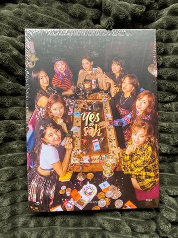 SEALED twice yes or yes nieuw album beschikbaar voor biedingen