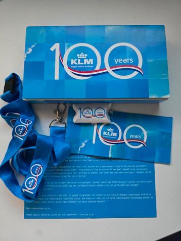 KLM Giftbox Personeel 100 years beschikbaar voor biedingen