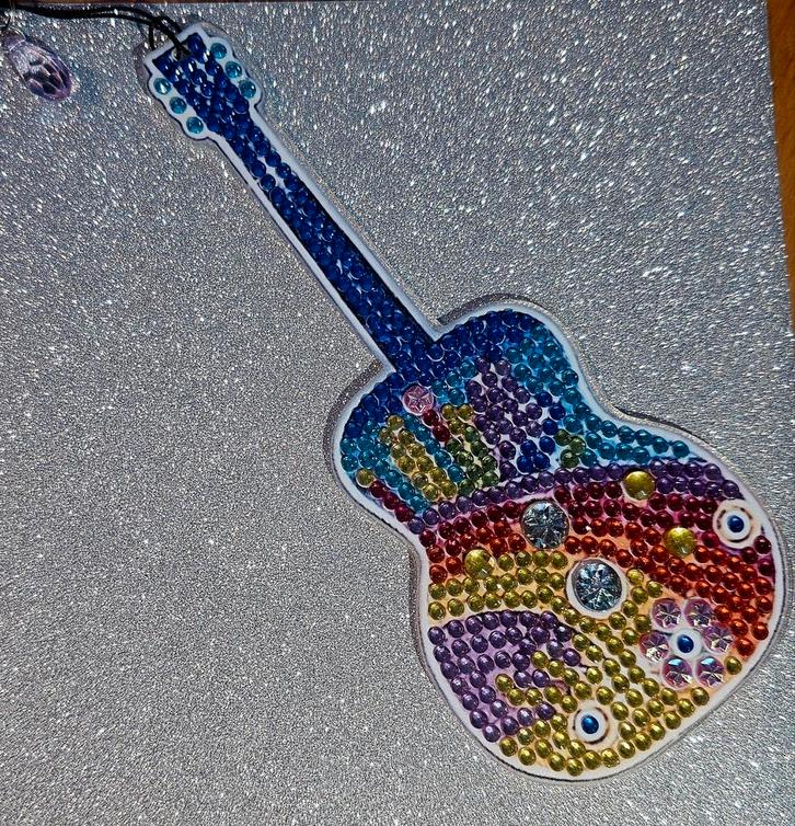 Gitaar Hanger - Handgemaakt Decoratie, Hobby en Vrije tijd, Knutselen, Nieuw, Knutselwerk, Ophalen of Verzenden