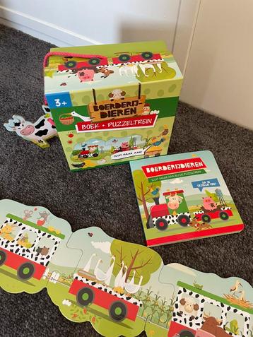 Boerderijdieren boek + puzzeltrein beschikbaar voor biedingen