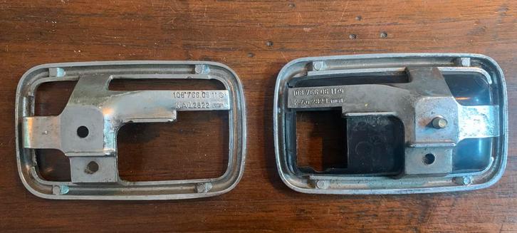 Mercedes W108 W114 W115 Deurgreep Afdekplaat, Auto-onderdelen, Interieur en Bekleding, Mercedes-Benz, Gebruikt, Ophalen of Verzenden