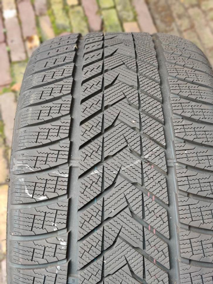 Winterbanden zgan, Auto-onderdelen, Banden en Velgen, Band(en), Winterbanden, 18 inch, 265 mm, Personenwagen, Gebruikt, Ophalen