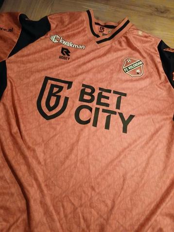 FC Volendam Shirts - Diverse Maten beschikbaar voor biedingen