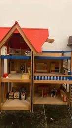 Poppenhuis hout, Kinderen en Baby's, Speelgoed | Poppenhuizen, Ophalen, Zo goed als nieuw, Poppenhuis