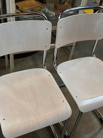 Gispen 101 stoelen (4x) beschikbaar voor biedingen