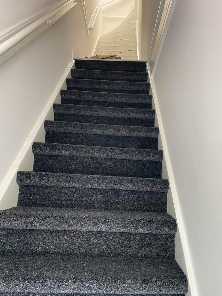 Trap bekleden Rotterdam - Den Haag - Spijkenisse en omgeving, Huis en Inrichting, Stoffering | Vloerbedekking, Nieuw, Tapijt, Wit
