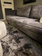 Grijze bank van Den Bommel en love seat van Sissy-boy, Huis en Inrichting, Ophalen of Verzenden, Zo goed als nieuw