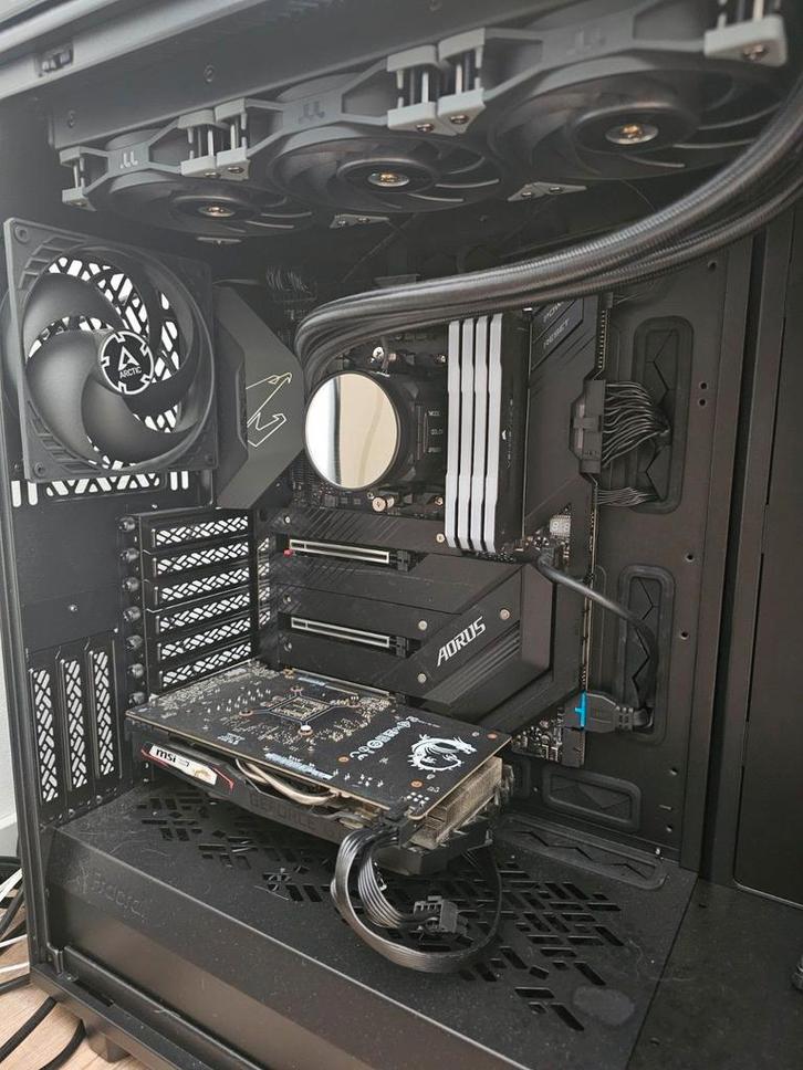 Krachtige Home Server - Aorus Moederbord, Computers en Software, Desktop Pc's, Zo goed als nieuw, 4 Ghz of meer, HDD, SSD, 64 GB of meer