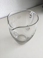 vintage glazen kan, karaf met geëtste bloemen 16,5 cm, Gebruikt, Overige typen, Ophalen of Verzenden, Glas