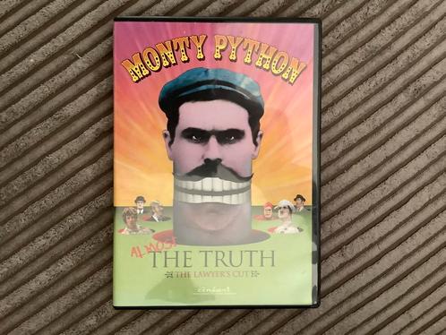 9. Monty Python: Almost the Truth - The Lawyers Cut (2009), Cd's en Dvd's, Dvd's | Cabaret en Sketches, Zo goed als nieuw, Stand-up of Theatershow