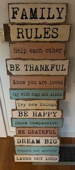 Woonaccesoire over Family rules, Huis en Inrichting, Woonaccessoires | Tekstborden en Spreuken, Ophalen of Verzenden, Zo goed als nieuw