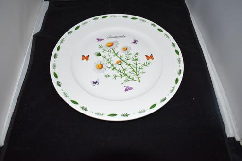 Borden Chamomile Butterfly Meadow servies, Huis en Inrichting, Keuken | Servies, Nieuw, Bord(en), Overige stijlen, Overige materialen
